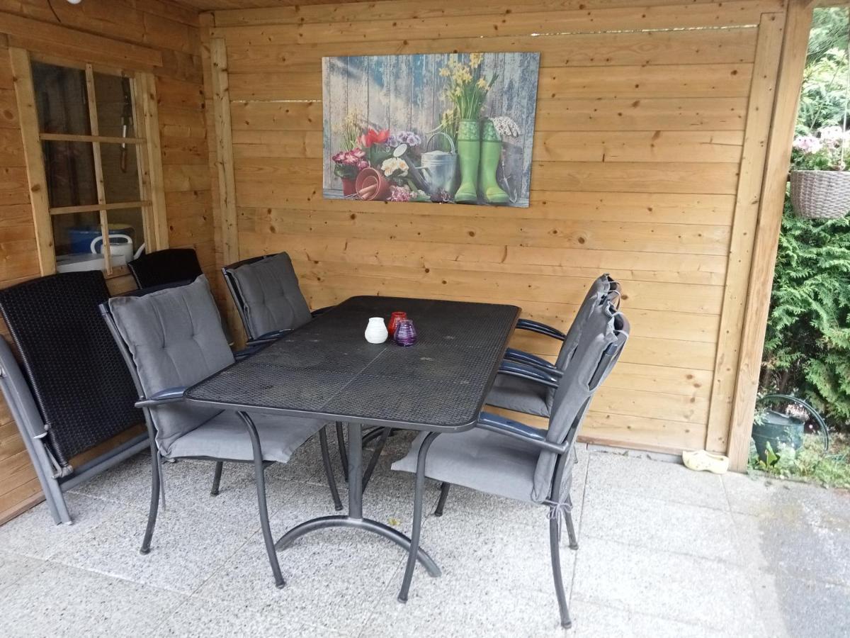 Roodborstje 4 Persoonschalet Putten Esterno foto